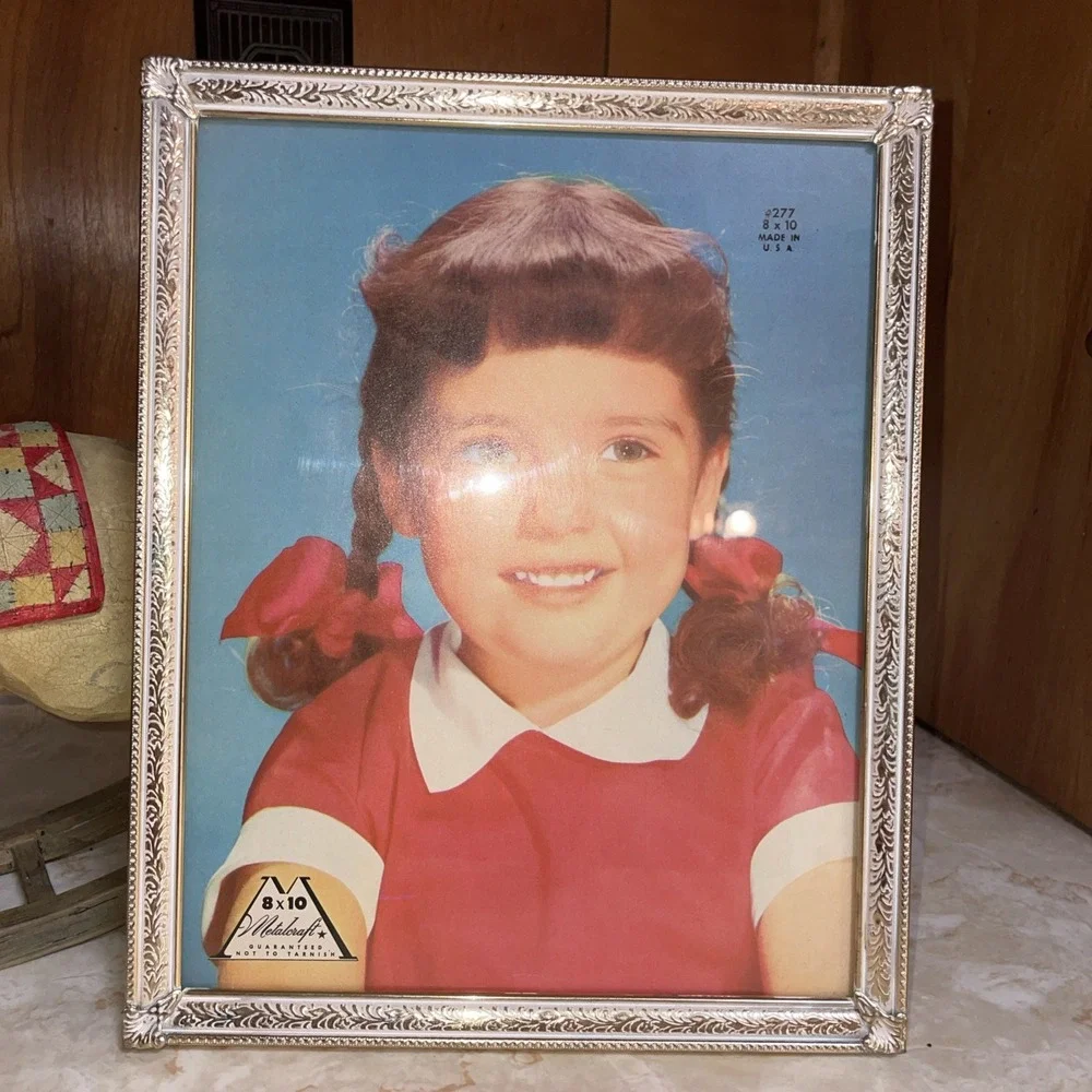 Vintage Gold‎ Metal Picture Frame 8